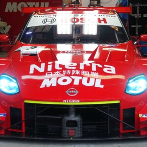 GT500 #3 Niterra MOTUL Z 千代勝正さん／高星明誠さんの車両